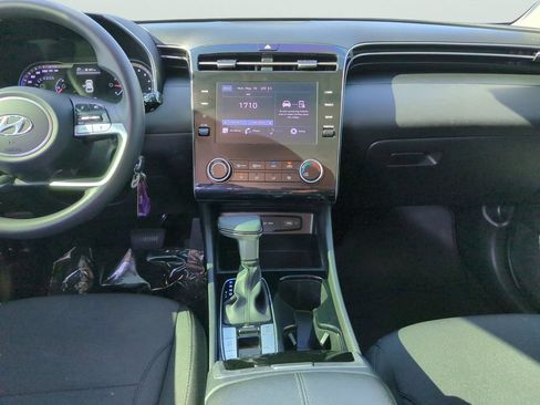 Used 2023 Hyundai Tucson SE FWD image 13