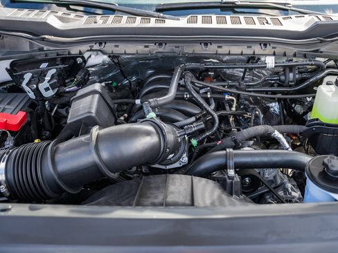 New 2026 Ford F250 XL w/ XL Chrome Package image 22