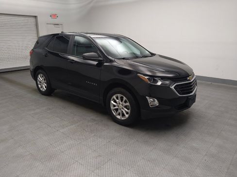 Used 2020 Chevrolet Equinox LS w/ LPO, Cargo Package AWD/4WD image 11