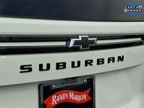 Used 2024 Chevrolet Suburban RST image 35