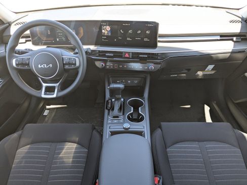 New 2026 Kia K5 LXS FWD image 16