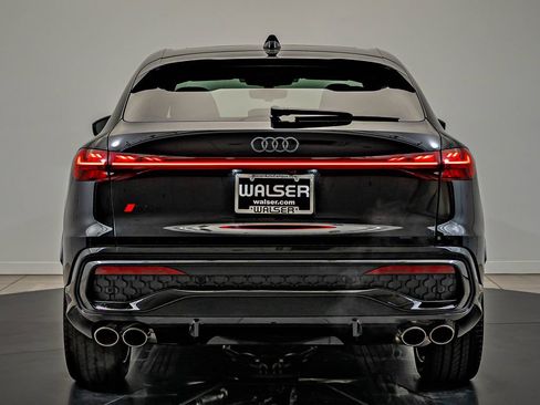 New 2026 Audi SQ5 Prestige AWD/4WD image 6
