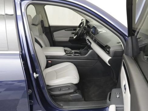 Used 2024 Honda Pilot Touring image 20