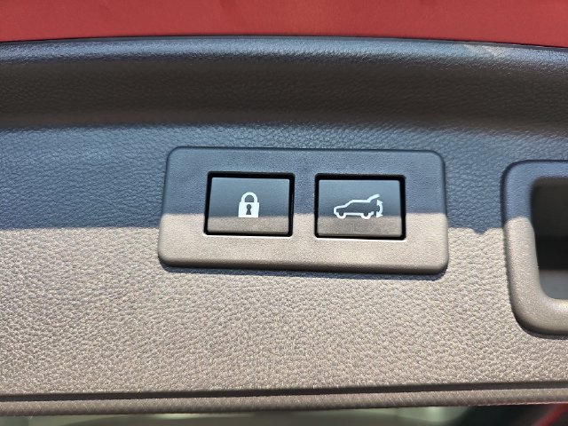 Used 2023 Subaru Forester Touring AWD/4WD image 13