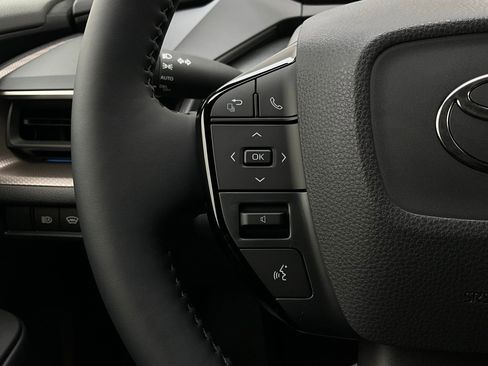 New 2026 Toyota Prius XLE image 32