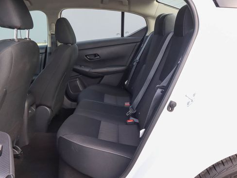 Used 2024 Nissan Sentra SV FWD image 8