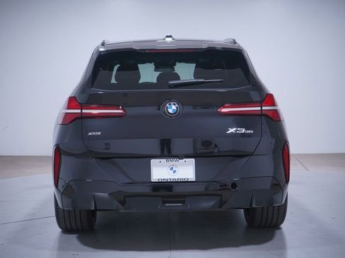 Used 2025 BMW X3 xDrive30i w/ M Sport Package image 5