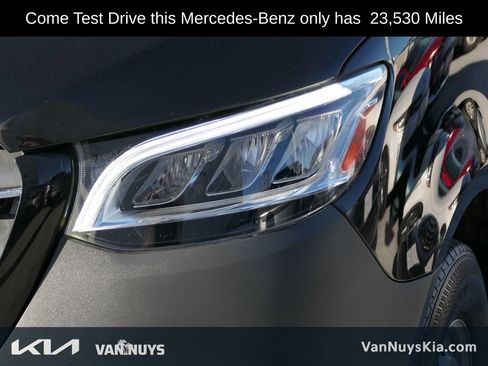 Used 2023 Mercedes-Benz Sprinter 2500 image 9