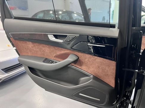 Used 2014 Audi A8 L 4.0T w/ Luxury Package image 17