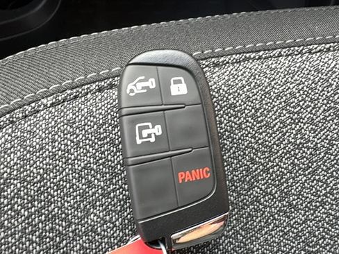 New 2025 RAM ProMaster 3500 w/ Quick Order Package 24G SLT image 17