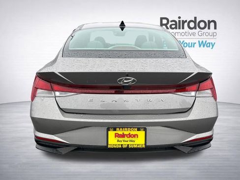 Used 2022 Hyundai Elantra SEL w/ Convenience Package FWD image 6