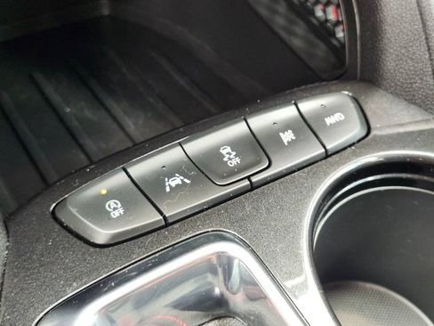 Used 2023 Chevrolet TrailBlazer RS w/ Convenience Package AWD/4WD image 24
