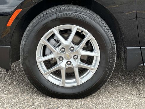 Certified 2024 Chevrolet Equinox LT w/ LPO, Floor Liner Package image 8