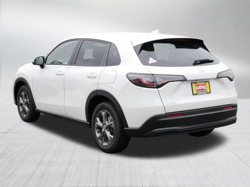 Certified 2026 Honda HR-V LX image 5