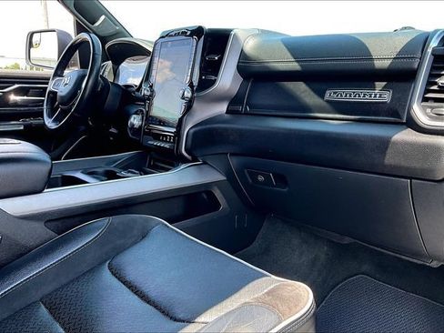 Used 2023 RAM 1500 Laramie AWD/4WD image 14