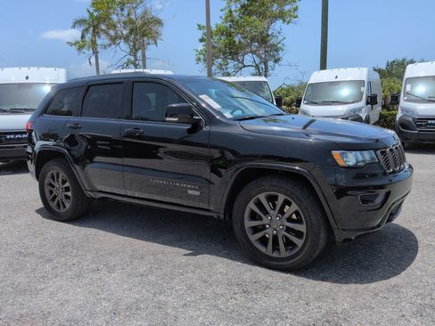Used 2017 Jeep Grand Cherokee Limited 75th Anniversary AWD/4WD image 2