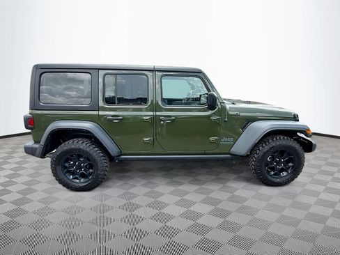 Used 2023 Jeep Wrangler Unlimited w/ Cold Weather Group AWD/4WD image 5