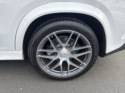 Used 2023 Mercedes-Benz GLE 53 AMG 4MATIC image 9