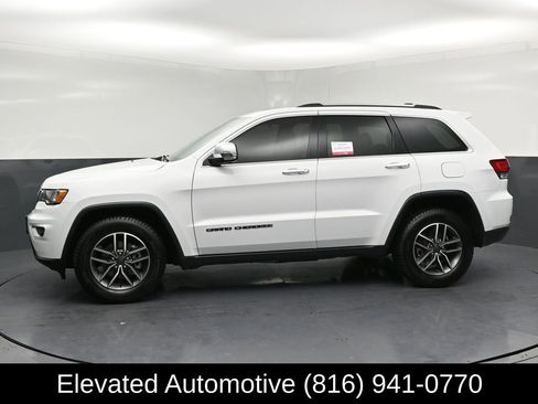 Used 2020 Jeep Grand Cherokee Limited image 2