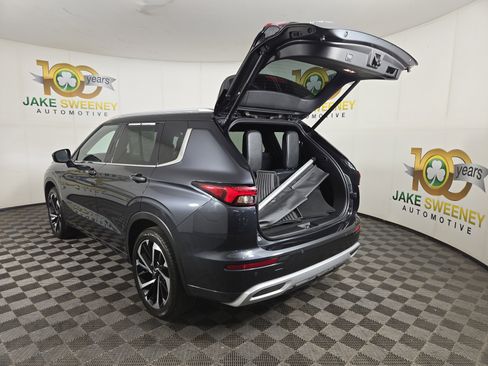 Used 2024 Mitsubishi Outlander SEL AWD/4WD image 30