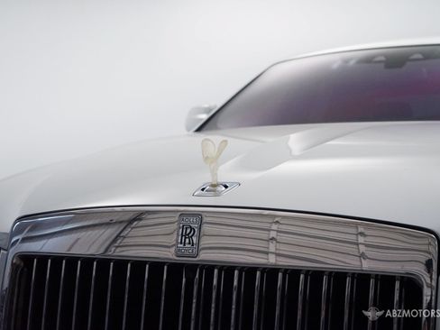 Used 2022 Rolls-Royce Ghost Extended Wheelbase AWD/4WD image 9