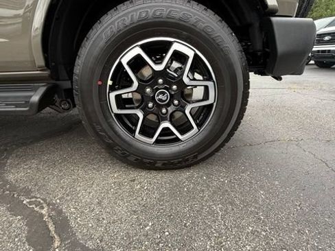 New 2026 Ford Bronco Outer Banks AWD/4WD image 7