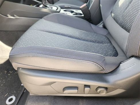 Certified 2025 Subaru Forester Premium image 25