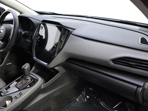 Used 2024 Subaru Crosstrek 2.5i Limited w/ Crosstrek Mirror Package AWD/4WD image 15