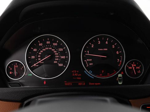 Used 2014 BMW 435i Convertible RWD image 24