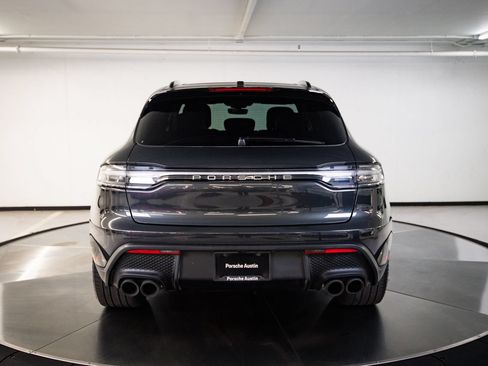 Certified 2026 Porsche Macan AWD/4WD image 6
