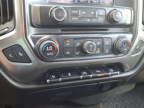 Used 2017 Chevrolet Silverado 1500 LT w/ LT Convenience Package AWD/4WD image 21