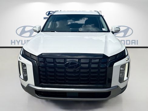 Used 2025 Hyundai Palisade SEL FWD image 2
