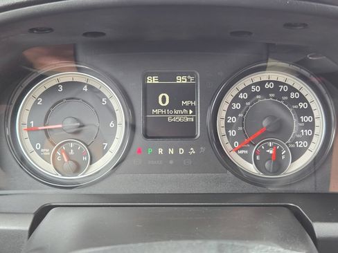 Used 2024 RAM 1500 Classic SLT AWD/4WD image 18