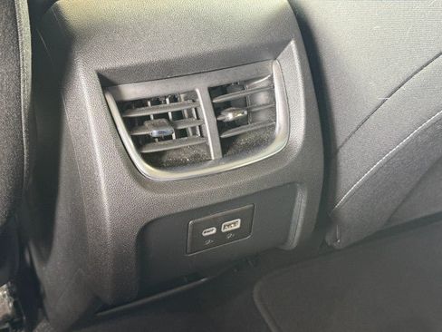 Used 2025 Chevrolet Blazer LT FWD image 34