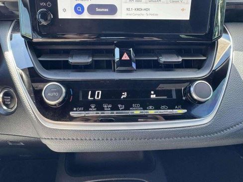 Used 2025 Toyota Corolla SE FWD image 34