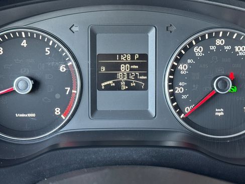 Used 2013 Volkswagen Jetta SE FWD image 21