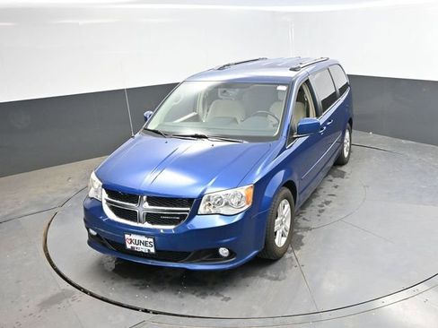 Used 2011 Dodge Grand Caravan Crew w/ Safety Sphere Group FWD image 36