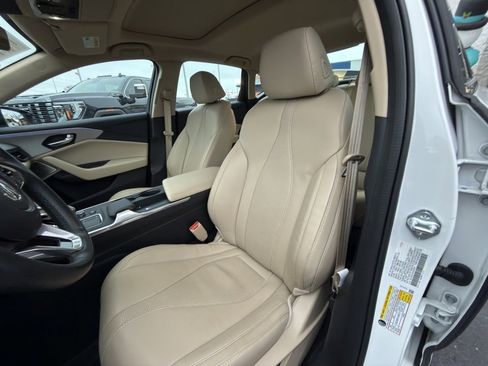 Certified 2025 Acura TLX w/ Technology Package image 13