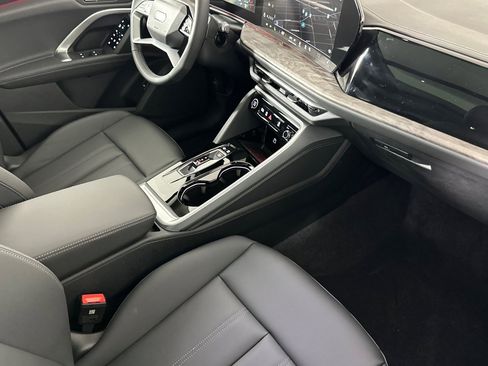 New 2025 Audi Q5 Premium Plus image 15