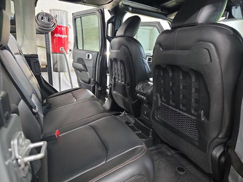 Used 2023 Jeep Wrangler Unlimited Rubicon 392 w/ Xtreme Recon 35" Tire Package AWD/4WD image 11