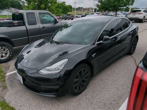 Used 2019 Tesla Model 3 Long Range AWD/4WD image 2
