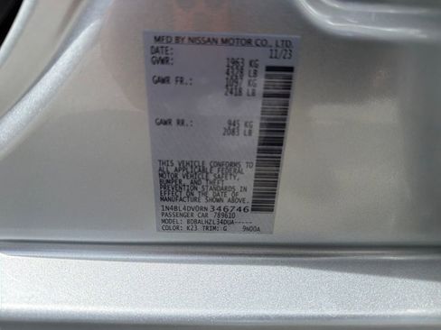 Used 2024 Nissan Altima 2.5 SV FWD image 32