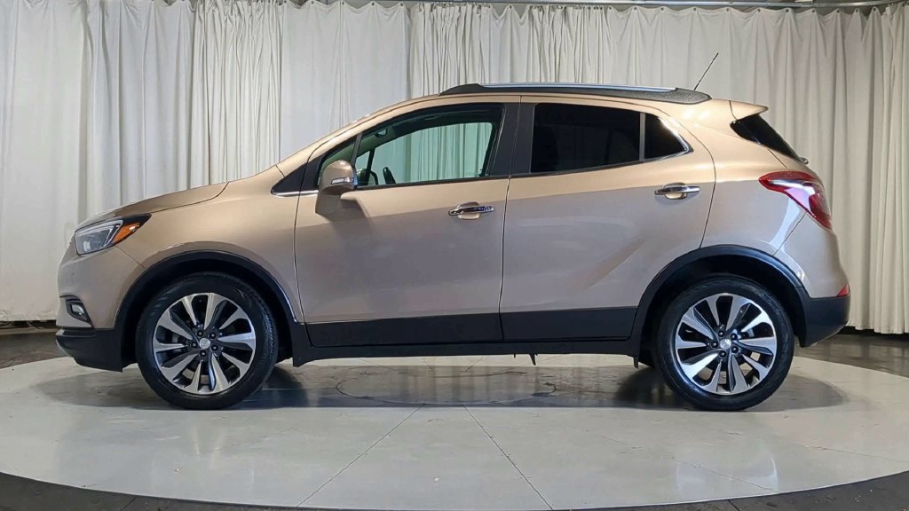 Used 2019 Buick Encore Essence FWD image 6