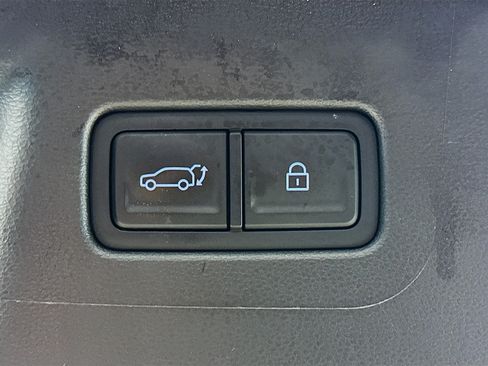 Used 2025 Hyundai Santa Fe SEL AWD/4WD image 29