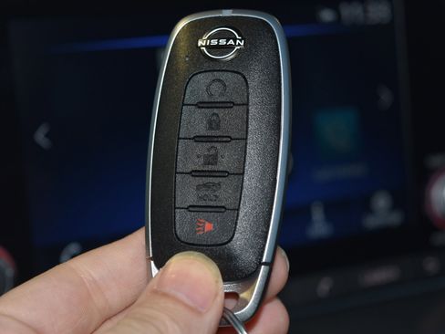 New 2025 Nissan Sentra SR w/ SR Premium Package image 13