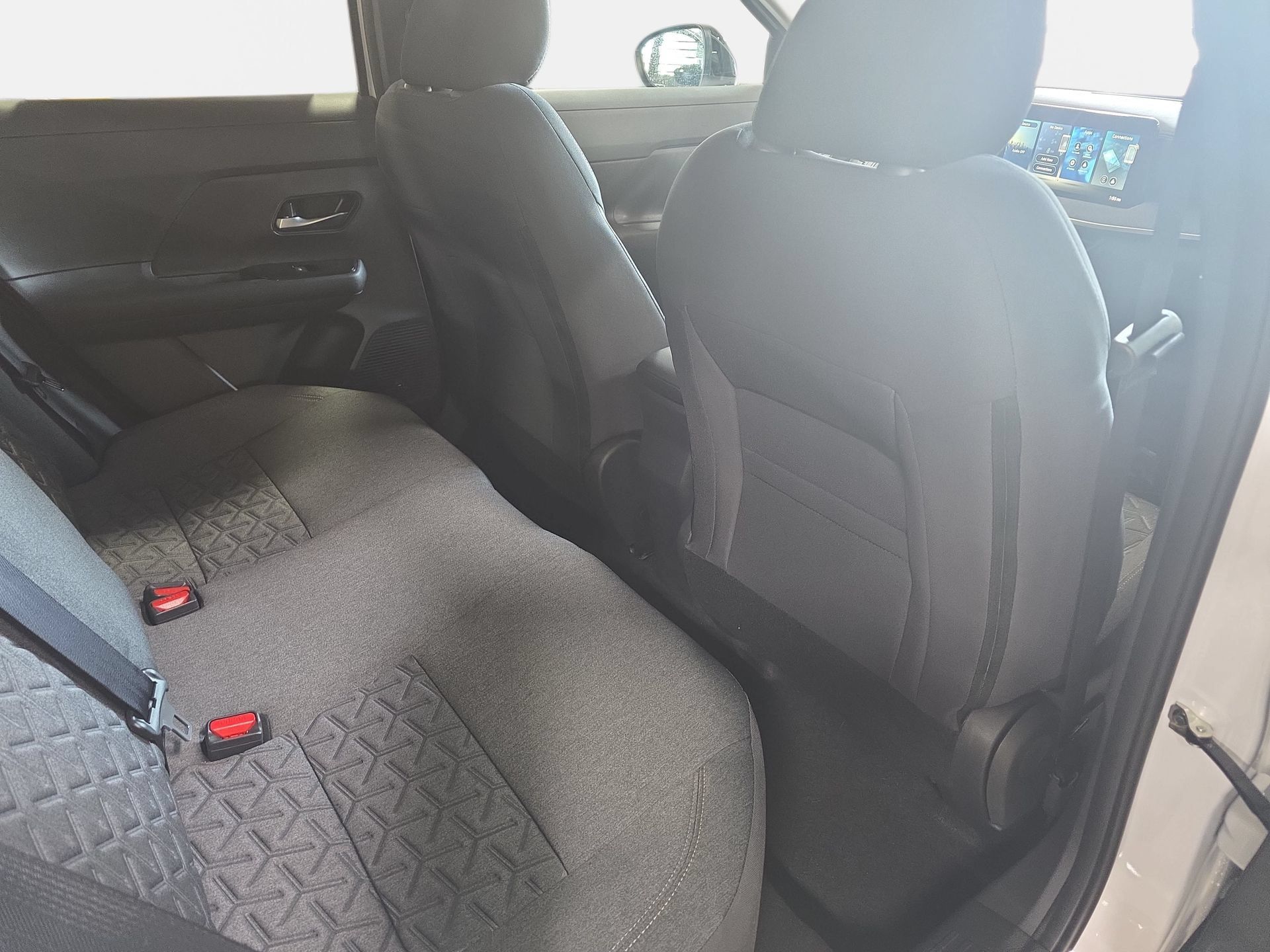 New 2027 Nissan Kicks SV w/ Cold Weather Package FWD image 11