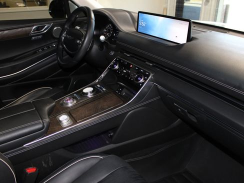 Used 2023 Genesis GV80 2.5T w/ Advanced Package image 44