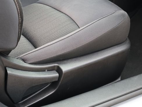 Used 2024 Nissan Altima 2.5 SV FWD image 29