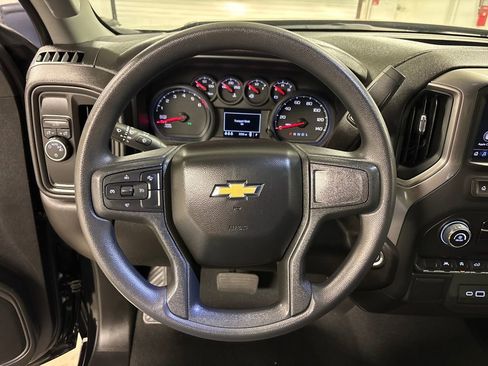 Used 2025 Chevrolet Silverado 1500 Custom w/ Turbomax Blackout Package image 32