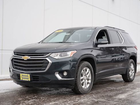 Used 2021 Chevrolet Traverse LT w/ LPO, Floor Liner Package image 7